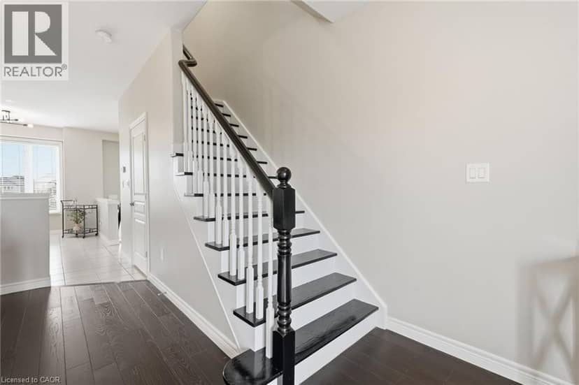 31 EDENROCK Drive — photo 18 of 40