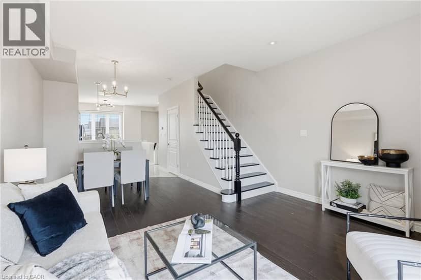 31 EDENROCK Drive — photo 17 of 40