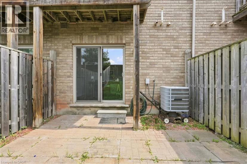 31 EDENROCK Drive — photo 37 of 40