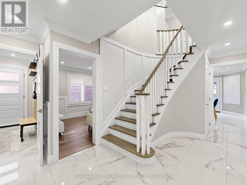 58 Marchwood Crescent — photo 21 of 40