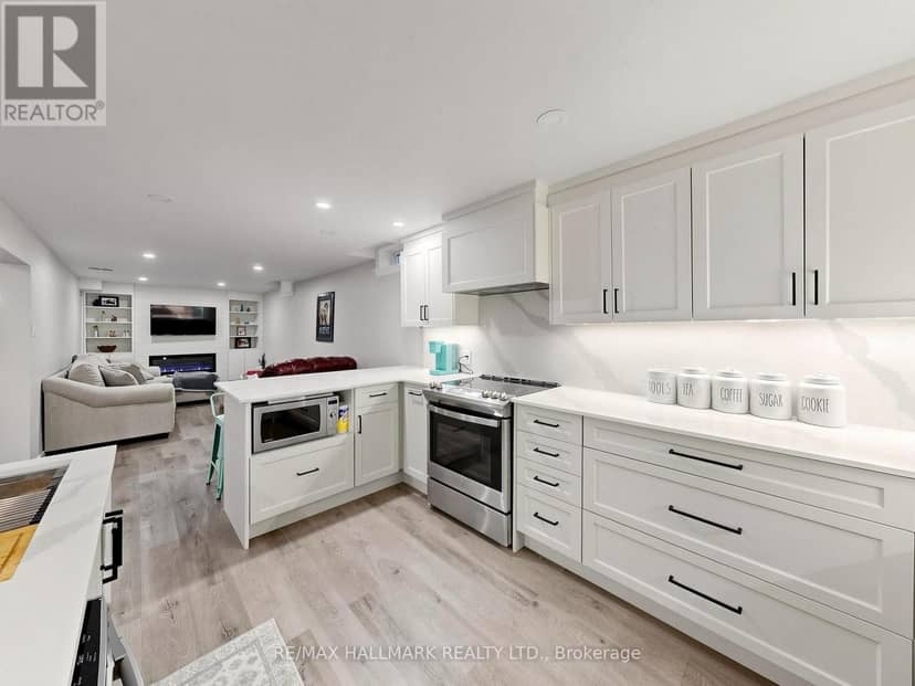 58 Marchwood Crescent — photo 38 of 40