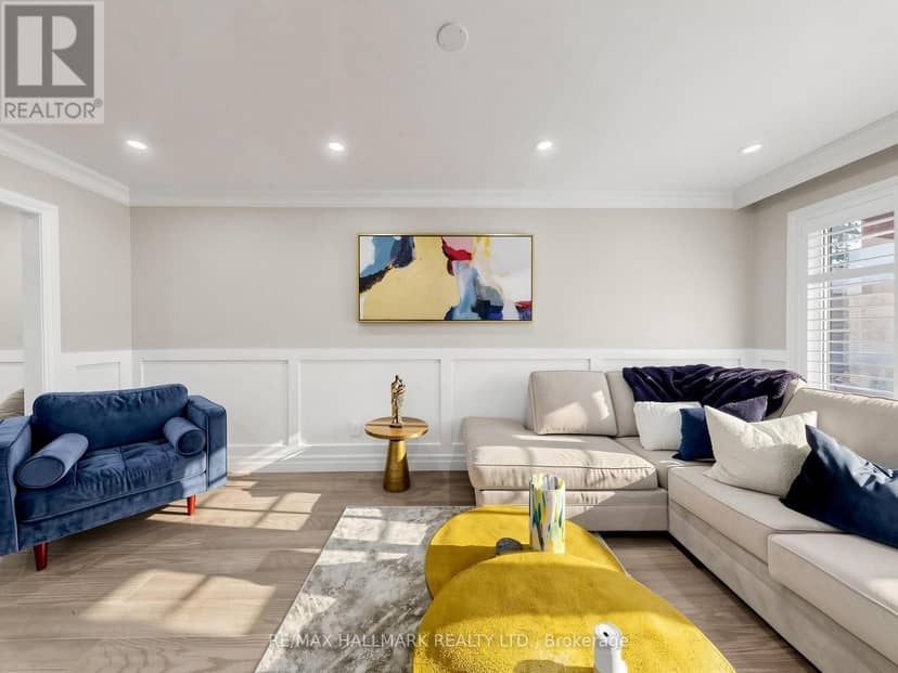 58 Marchwood Crescent, Richmond Hill, photo 6
