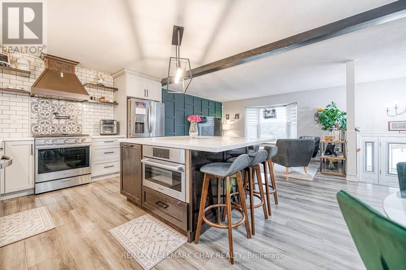 20 Howard Avenue — photo 13 of 40