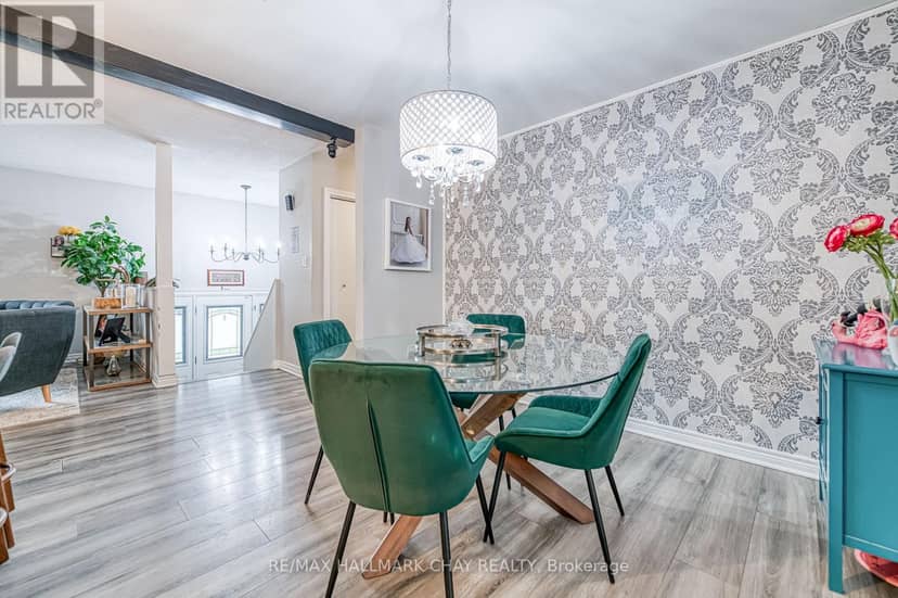 20 Howard Avenue — photo 15 of 40