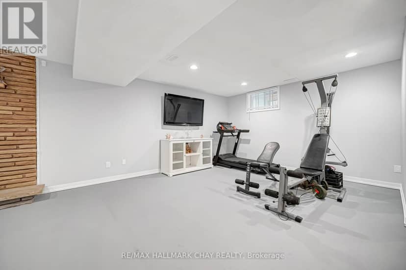 20 Howard Avenue — photo 26 of 40