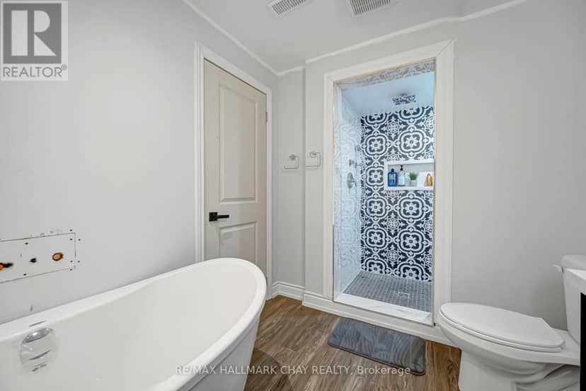 20 Howard Avenue — photo 28 of 40