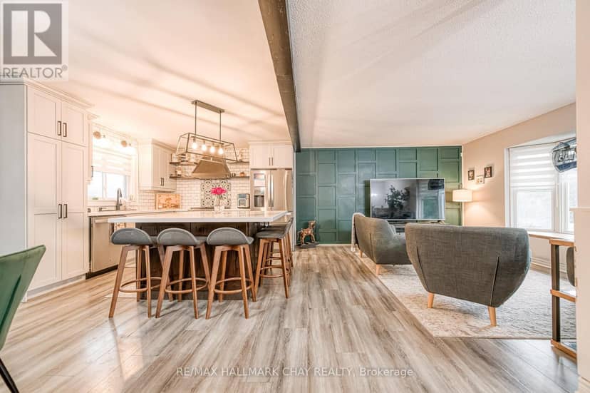 20 Howard Avenue — photo 7 of 40