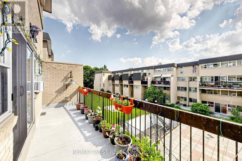 105 - 1624 Bloor Street — photo 40 of 40