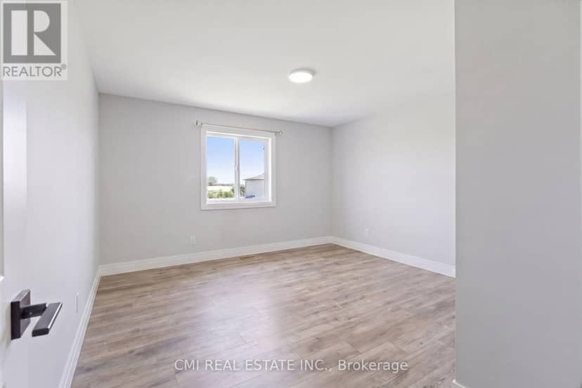 10B - 93 Eagle Street — photo 18 of 40