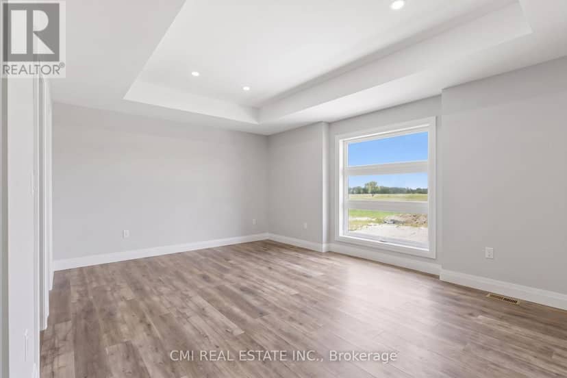 10B - 93 Eagle Street — photo 28 of 40