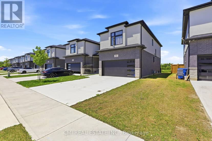 10B - 93 Eagle Street — photo 3 of 40