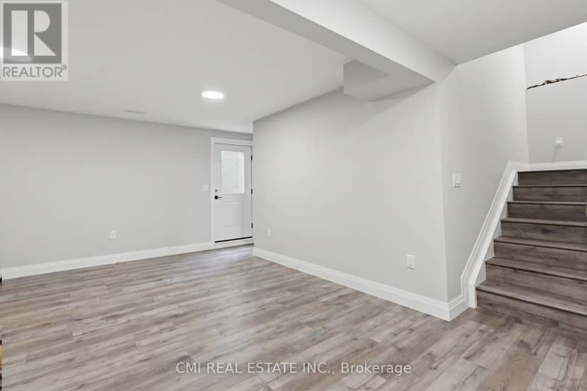10B - 93 Eagle Street — photo 40 of 40