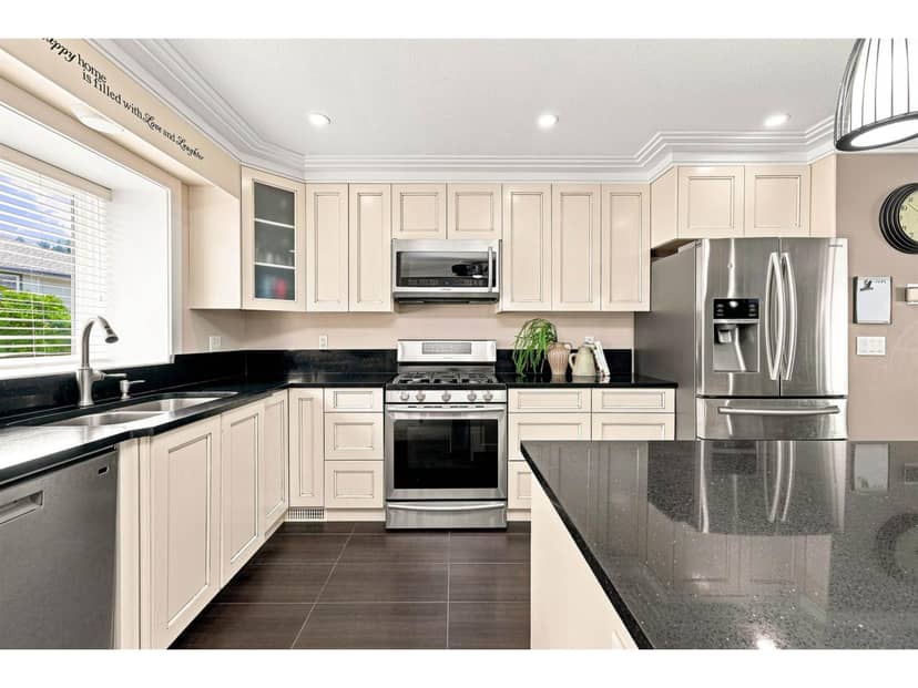 52 34250 HAZELWOOD AVENUE, Abbotsford, photo 4