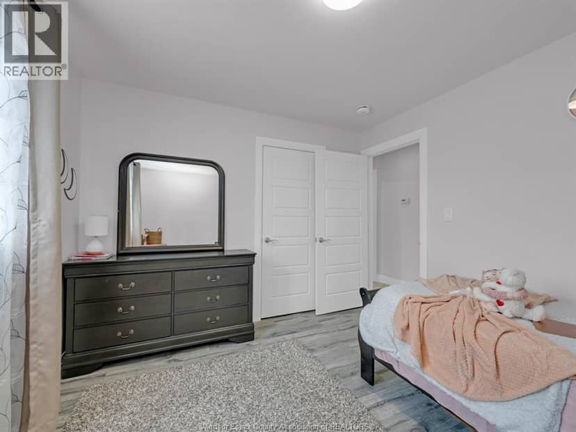 233 Sandybrook WAY — photo 12 of 40