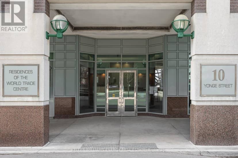 1604 - 10 Yonge Street — photo 2 of 40