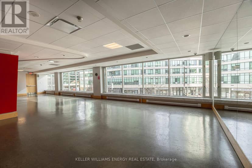 1604 - 10 Yonge Street — photo 25 of 40