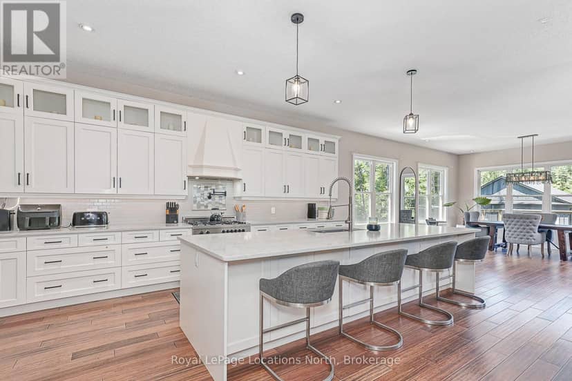 26 Spruce Street — photo 15 of 40