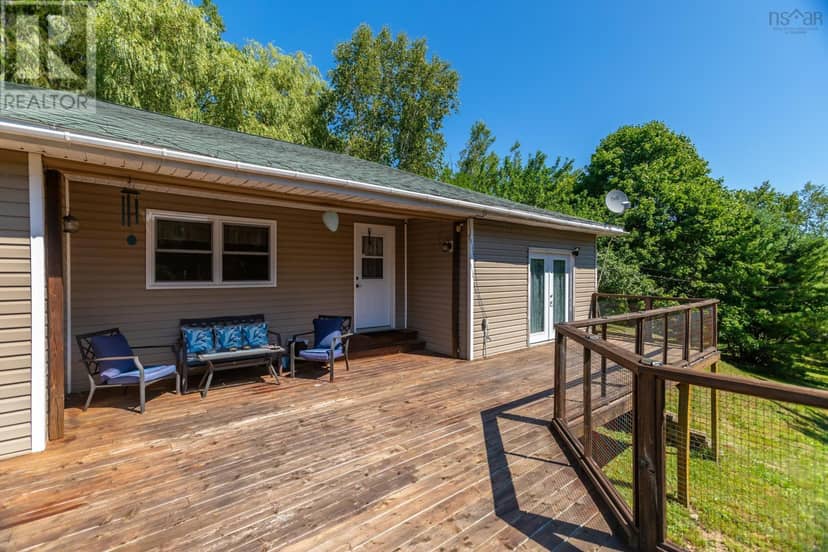 663 Hampton Mountain Road — photo 4 of 40