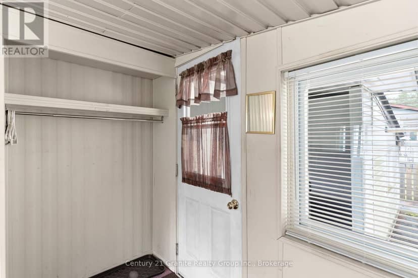 1105 Eighth Lane, Minden Hills, photo 4