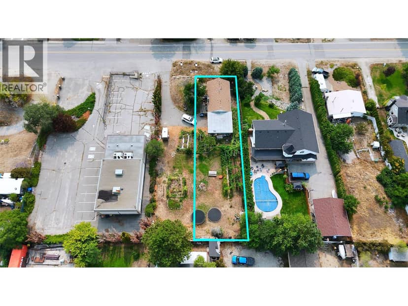 9704 JULIA Street, Summerland