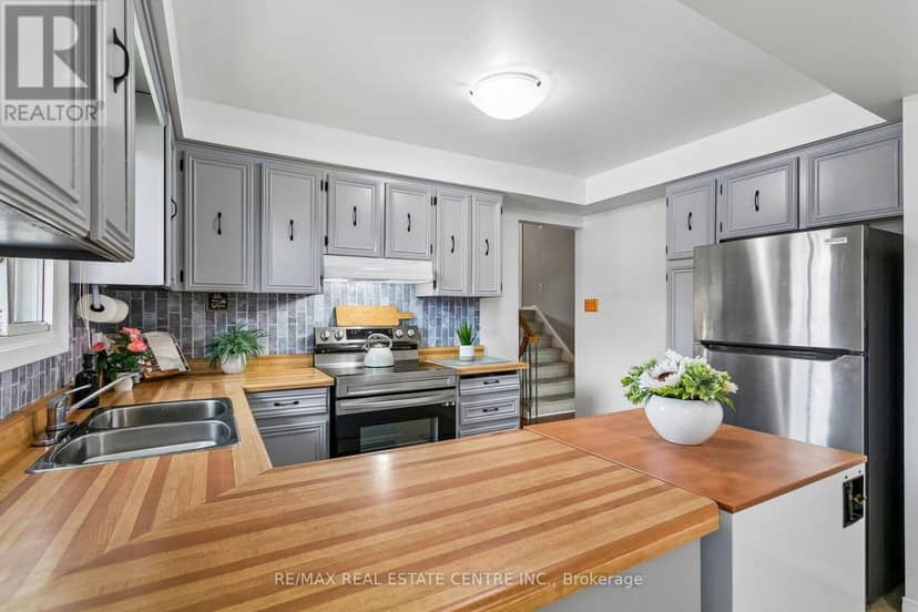 5 Hockley Path — photo 18 of 40