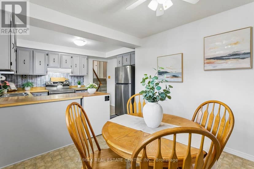5 Hockley Path — photo 20 of 40