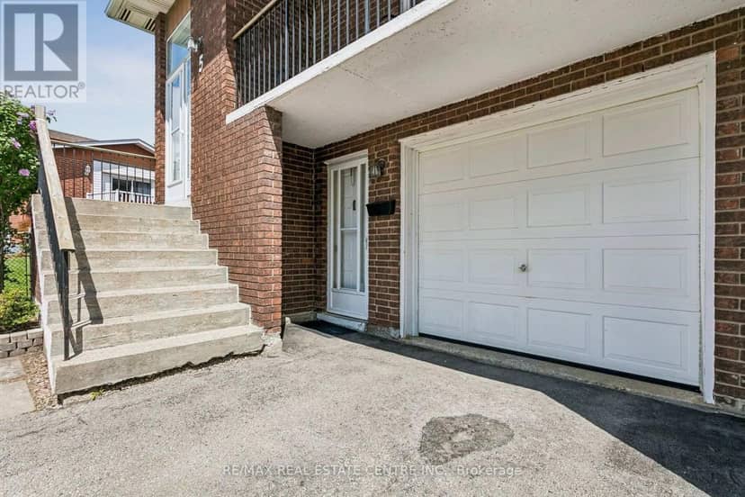 5 Hockley Path — photo 3 of 40