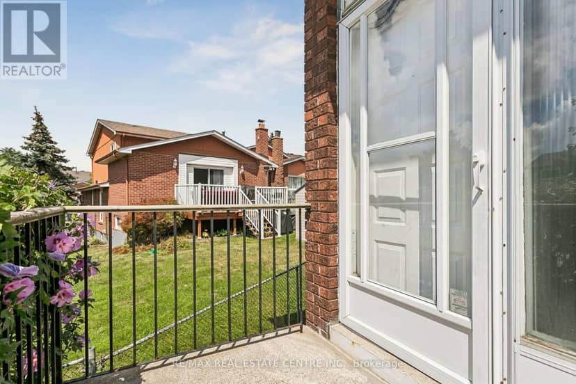 5 Hockley Path — photo 4 of 40