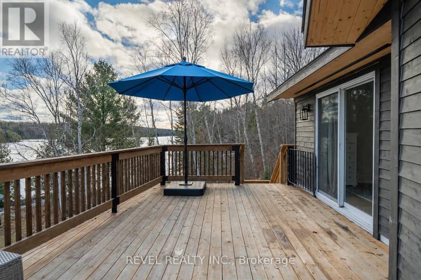 300 Green Lane — photo 17 of 38