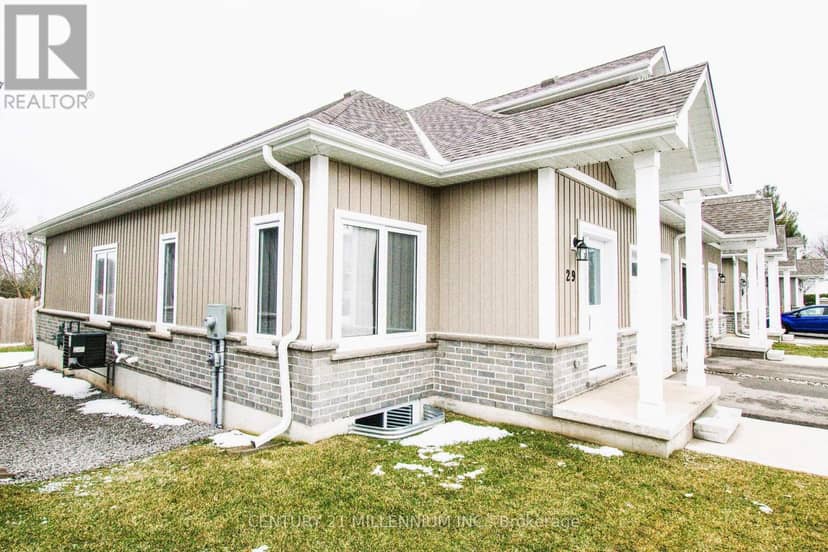 29 - 744 Nelson Street W — photo 3 of 40