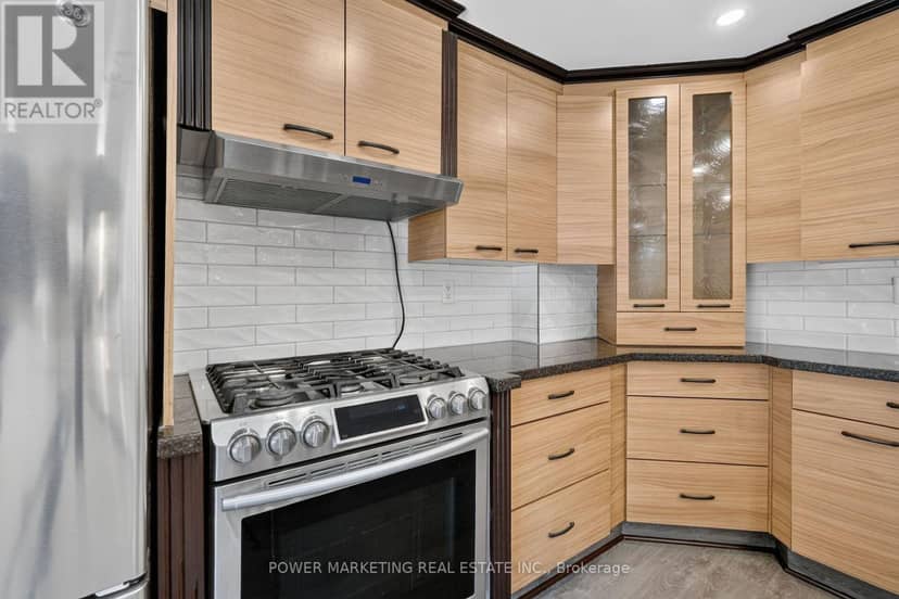 986 Laporte Street — photo 31 of 40
