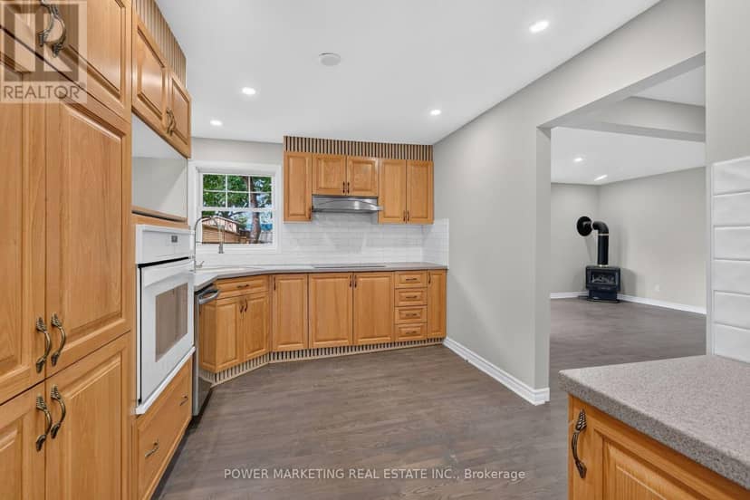 986 Laporte Street — photo 9 of 40
