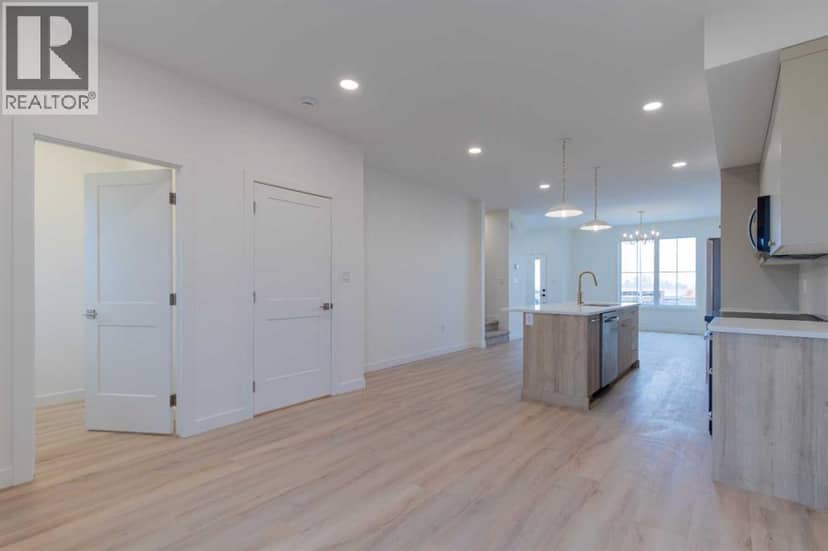 2809 16 Avenue — photo 13 of 33