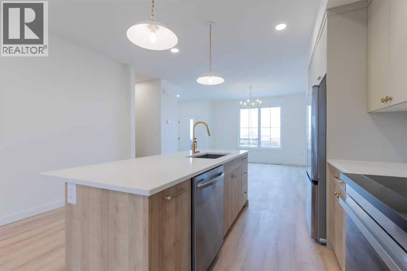 2809 16 Avenue — photo 10 of 33