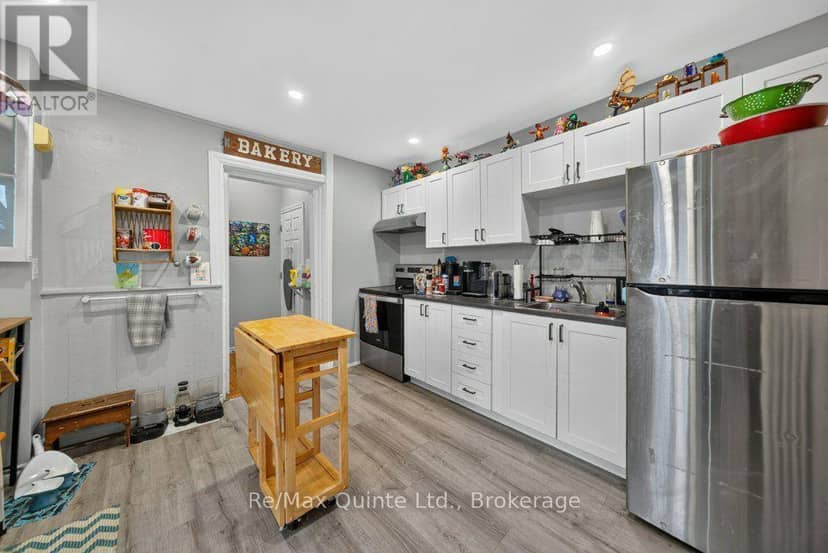 15 Forin Street — photo 29 of 40