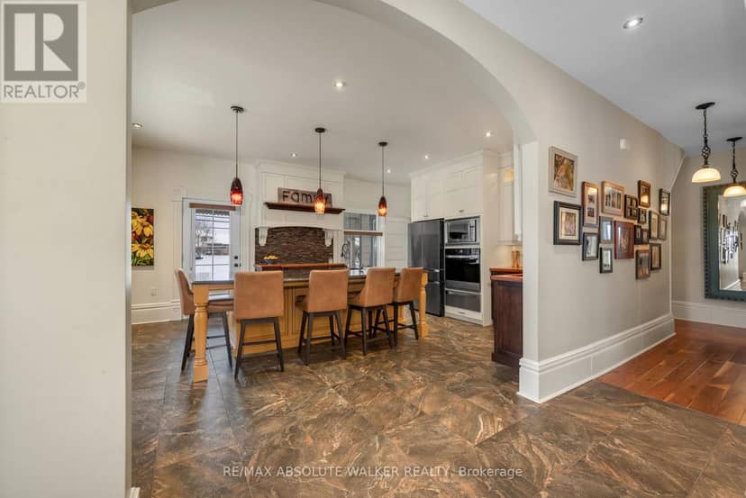 3302 Main Street — photo 13 of 40