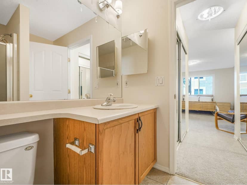 #114 10511 42 AV NW — photo 23 of 40