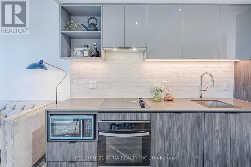 2308 - 252 Church Street — photo 4 of 36