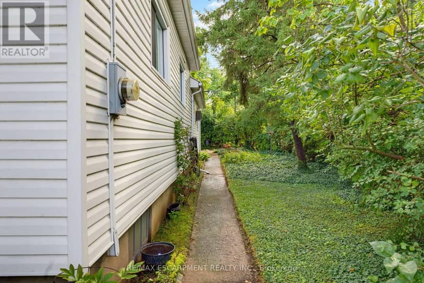 22 Mildred Avenue — photo 26 of 36