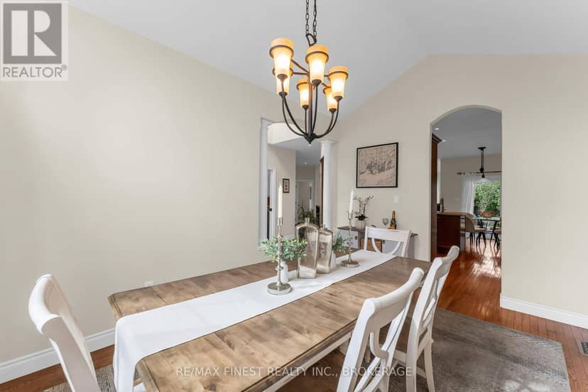 1309 Andersen Drive — photo 7 of 40