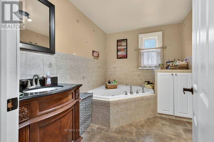 20 Drennan Street — photo 21 of 40