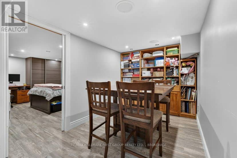 20 Drennan Street — photo 31 of 40