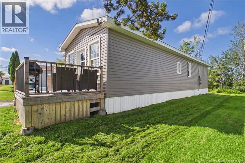 23 River East Drive — photo 28 of 39