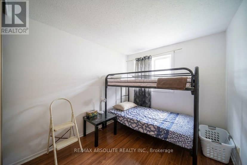 30 E Sonnet Crescent — photo 14 of 22