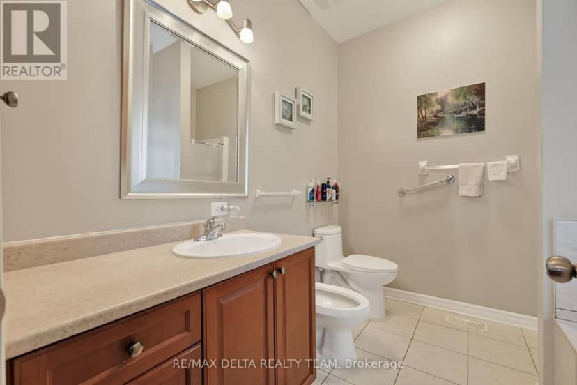 175 Felicity Crescent — photo 29 of 40