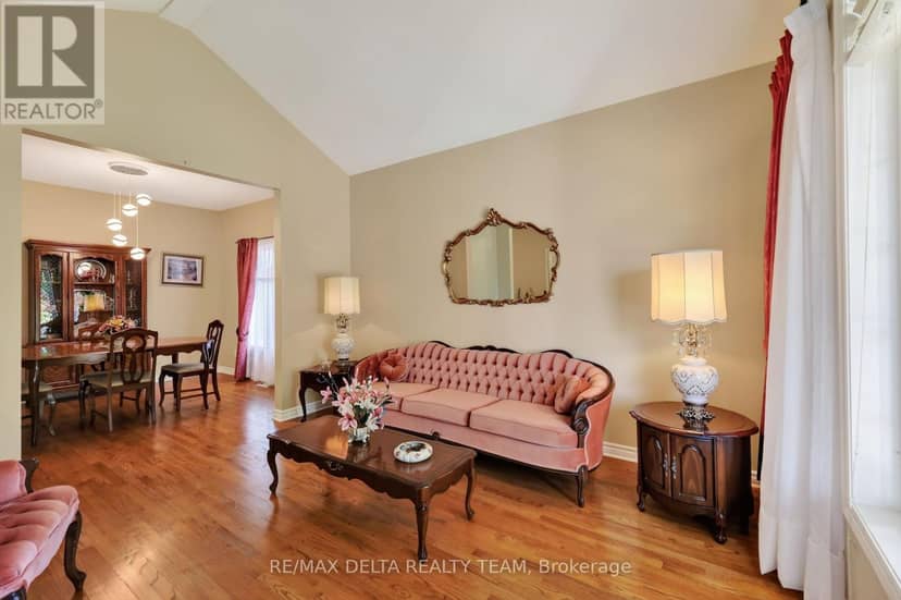 175 Felicity Crescent — photo 7 of 40