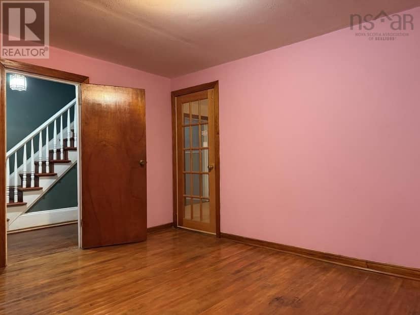 17 Mechanic Street, Trenton, photo 6