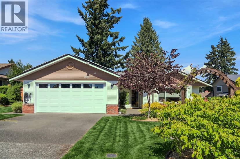 701 Ermineskin Ave — photo 1 of 40