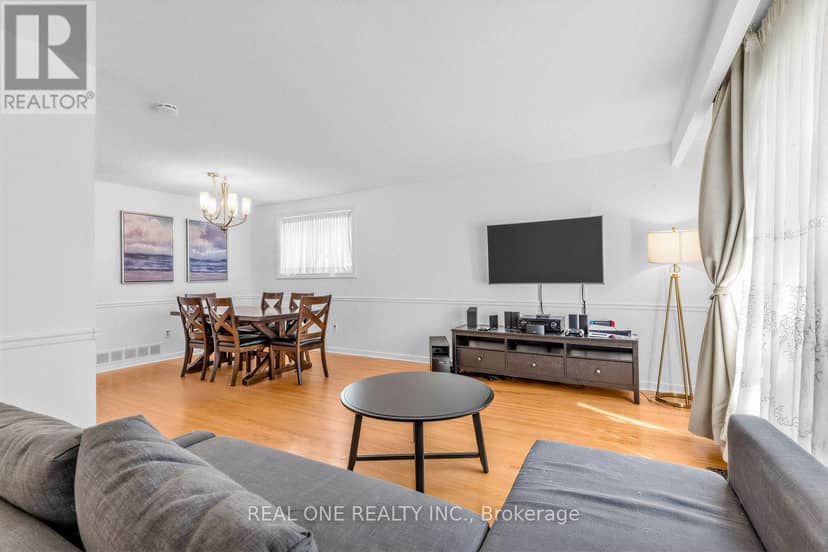 10 Devins Drive — photo 3 of 35