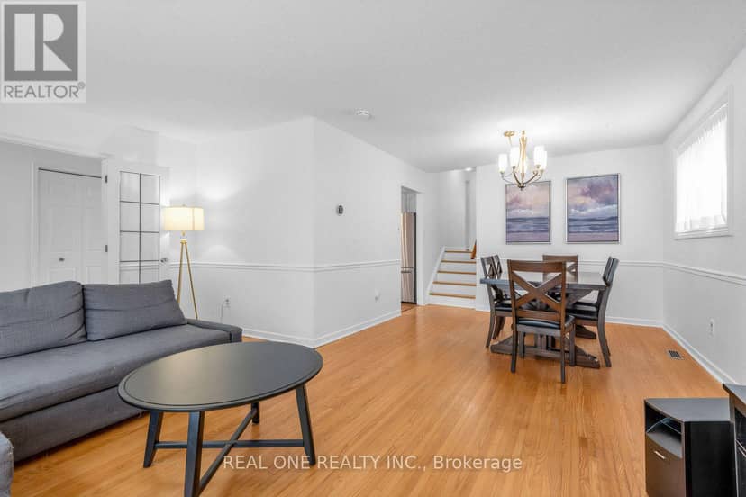 10 Devins Drive — photo 4 of 35